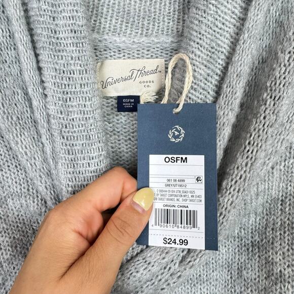 Universal Thread NWT Cowl Neck OSFM Gray Chunky Knit Pullover Poncho Sweater - Picture 10 of 12